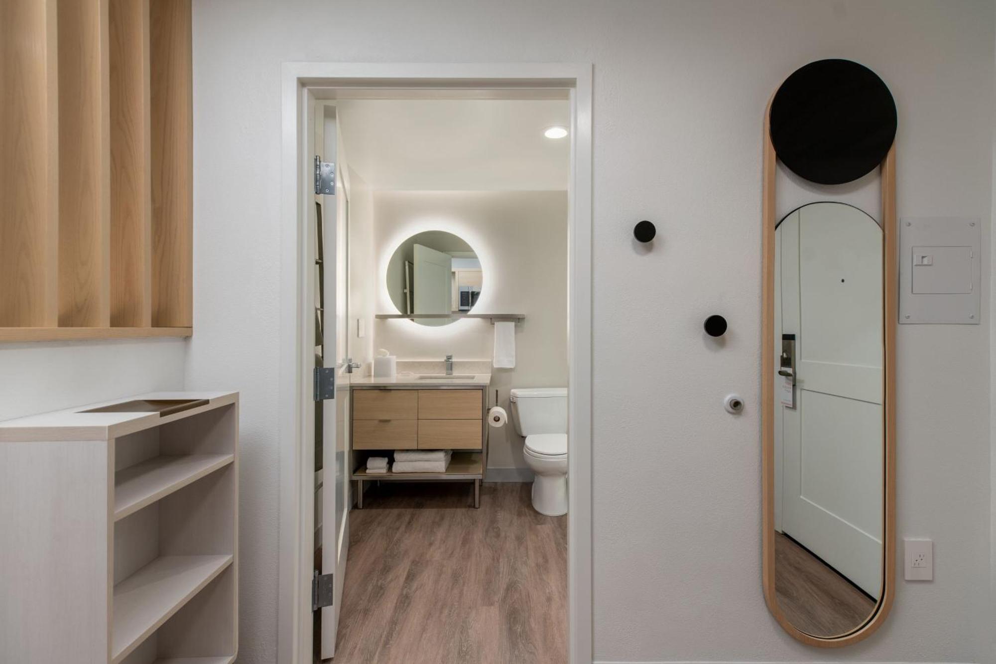 Towneplace Suites By Marriott Hadley Amherst Екстер'єр фото