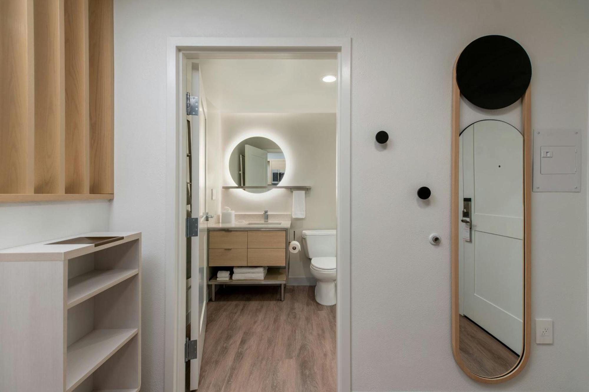 Towneplace Suites By Marriott Hadley Amherst Екстер'єр фото