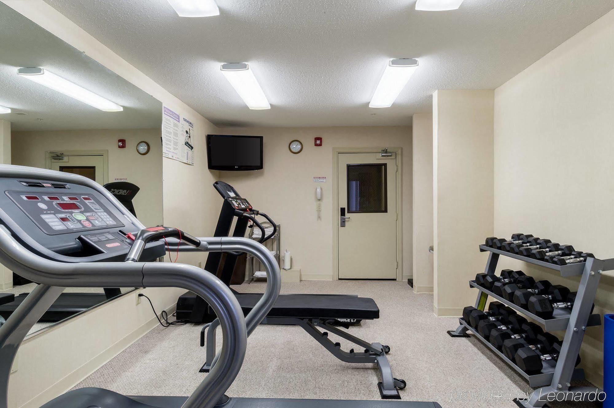 Towneplace Suites By Marriott Hadley Amherst Екстер'єр фото