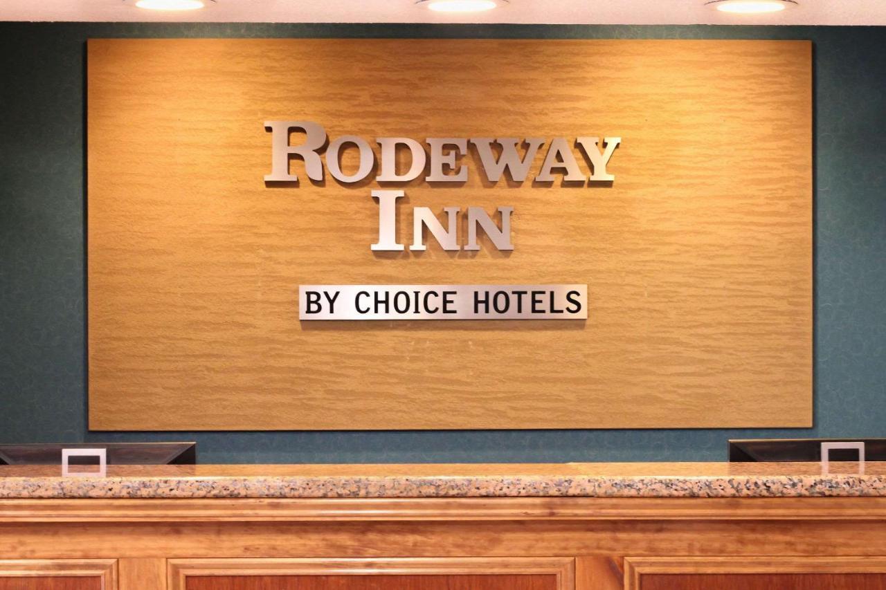 Towneplace Suites By Marriott Hadley Amherst Екстер'єр фото